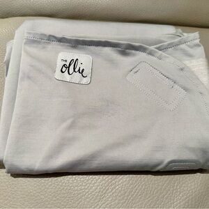 The Ollie Swaddle in Light Gray